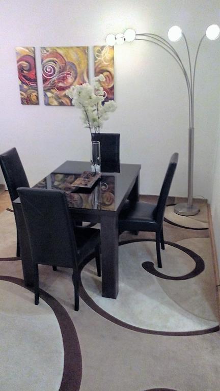 Hello Apartment Скопье Экстерьер фото
